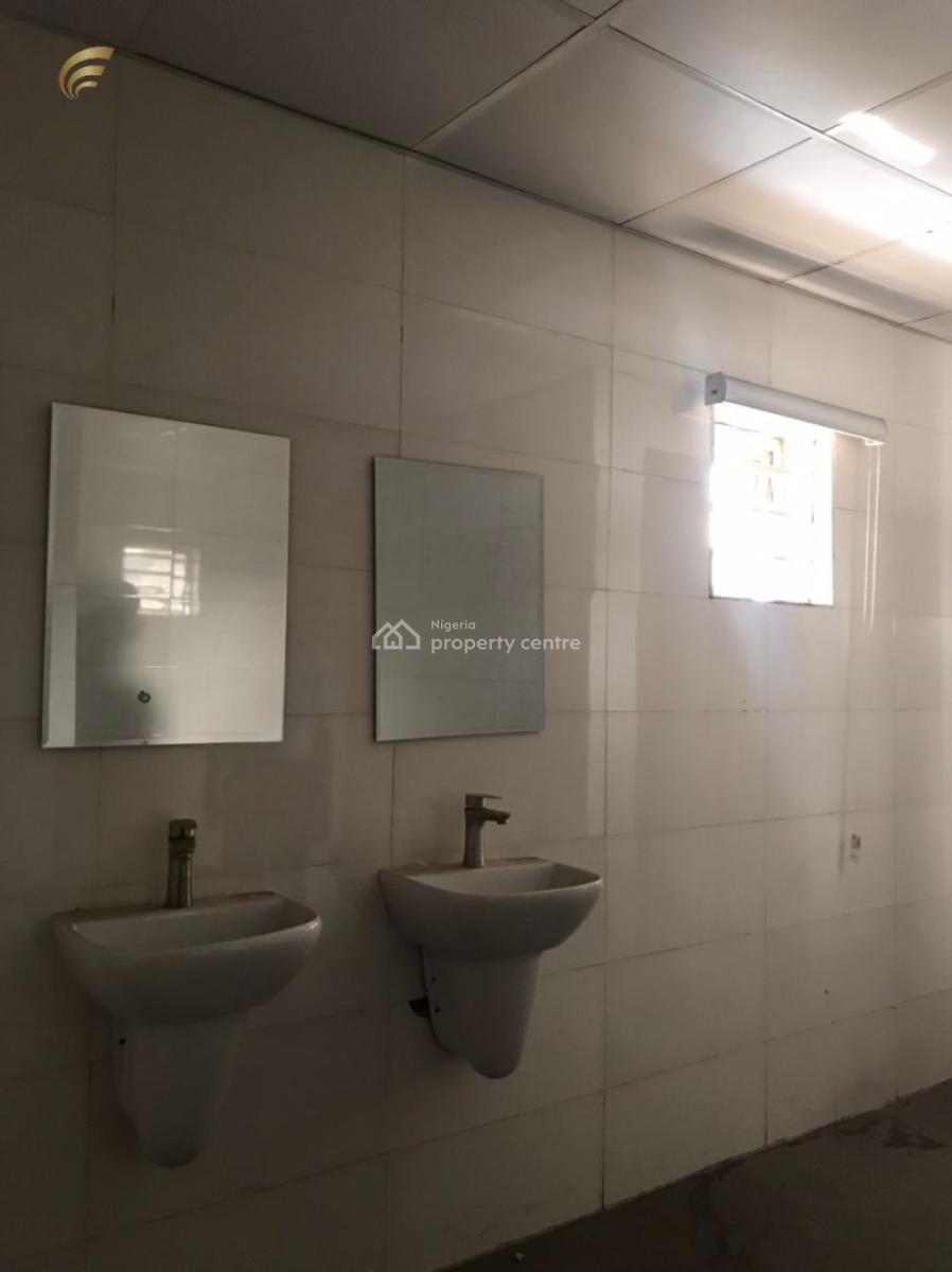 278.93 Sqm Open Plan Office Space, Ikorodu Road, Ketu, Lagos, Office Space for Rent
