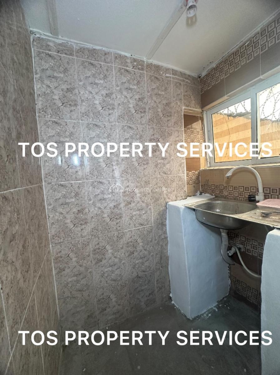 Nice 1 Room Self-contained Flat, Sabo-alagomeji, Alagomeji, Yaba, Lagos, Self Contain (single Rooms) for Rent