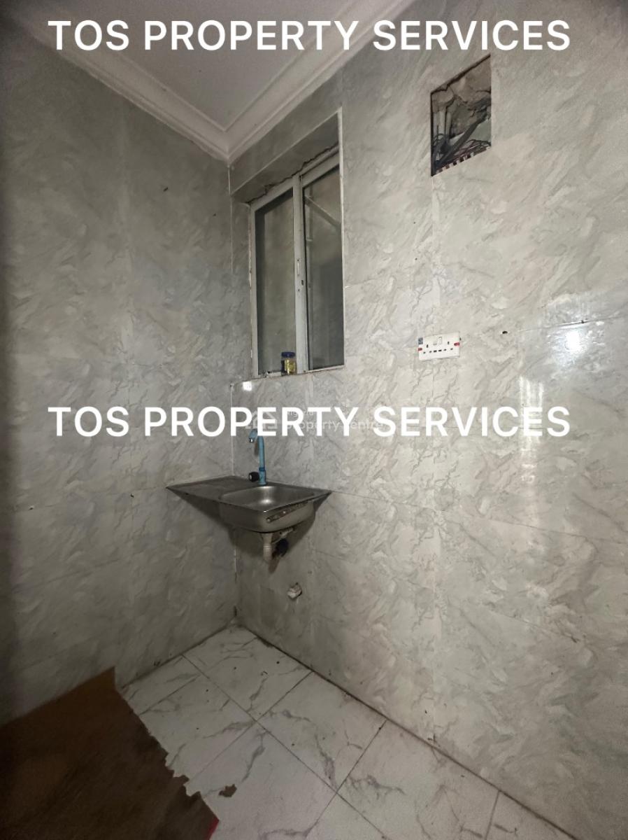 1 Room Self-contained Flat, Sabo-alagomeji, Alagomeji, Yaba, Lagos, Self Contain (single Rooms) for Rent
