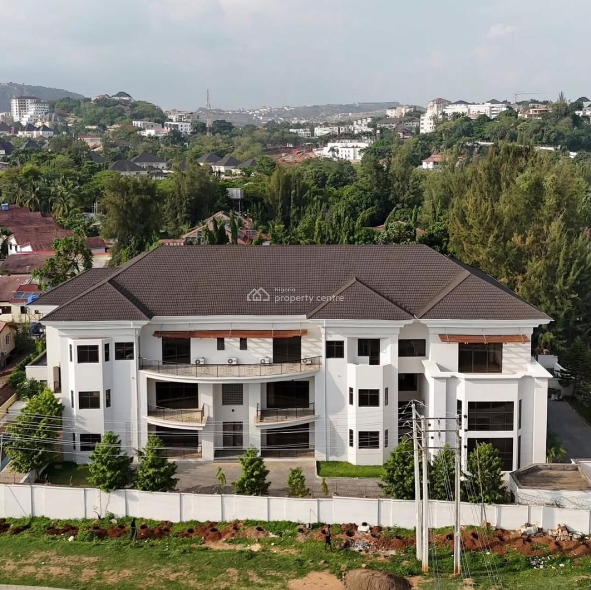 4 Units of 3 Bedroom Apartment  and 1 Unit of 5 Bedroom Pent House, Maitama District, Abuja, Detached Duplex for Sale