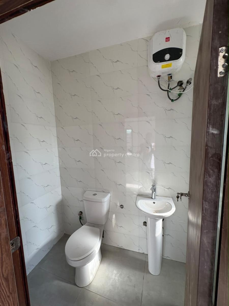 Luxury Newly Built 3 Bedroom Penthouse with Excellent Facilities, Ikota Lekki, Lekki, Lagos, House for Sale