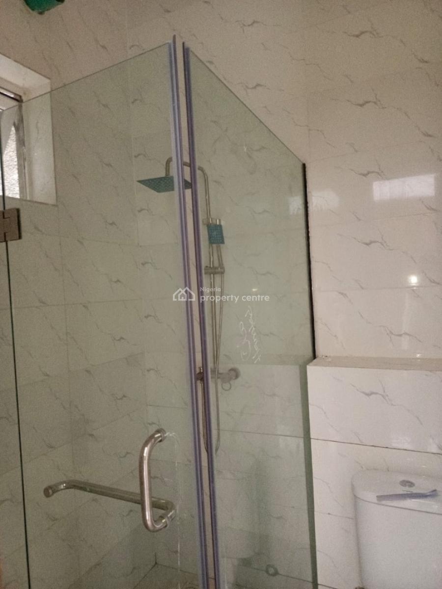 Exclusive 2 Bedroom Apartment with Swimming Pool and Gym, Ikate, Lekki, Lagos, Flat / Apartment for Rent