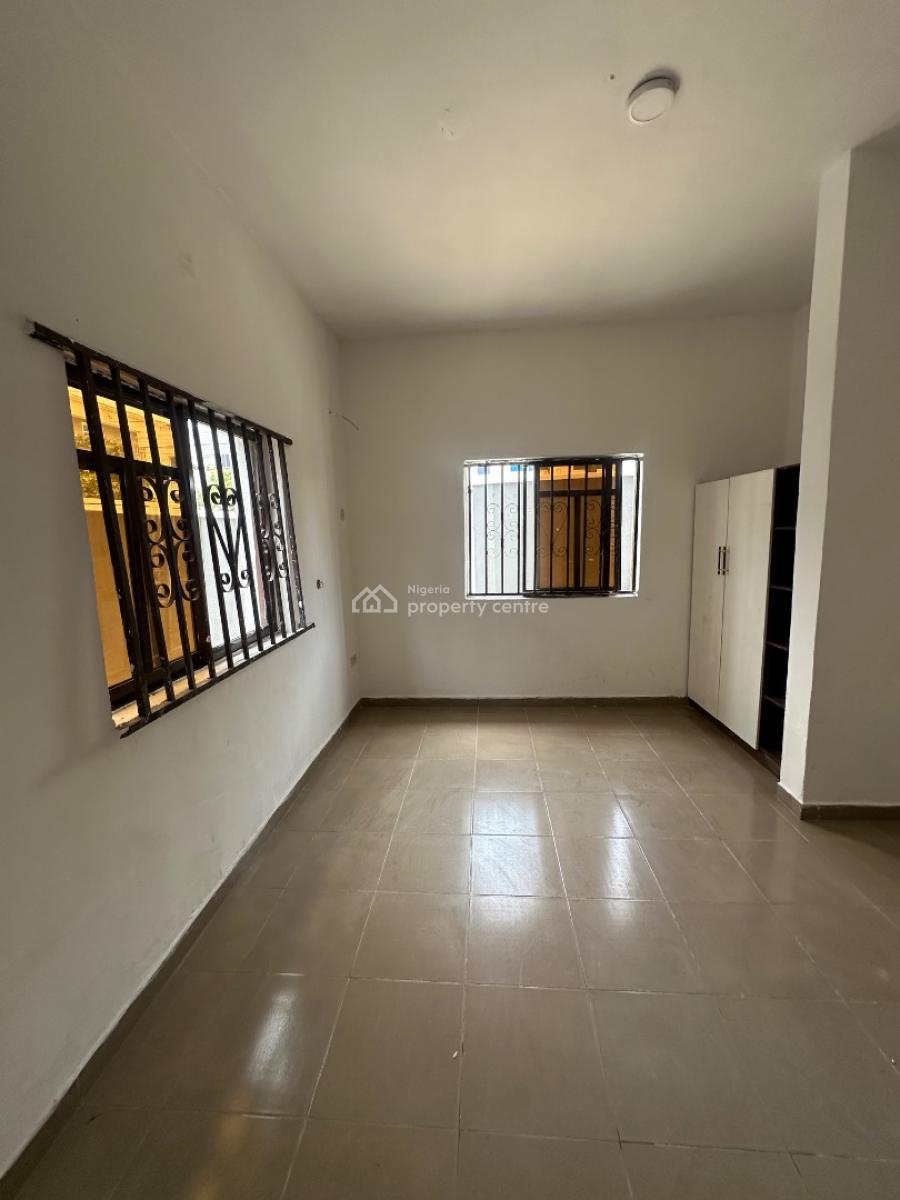 a Single Room in a Shared Apartment 2 Persons Sharing The Kitchen, Canal West Estate, Osapa, Lekki, Lagos, Self Contain (single Rooms) for Rent