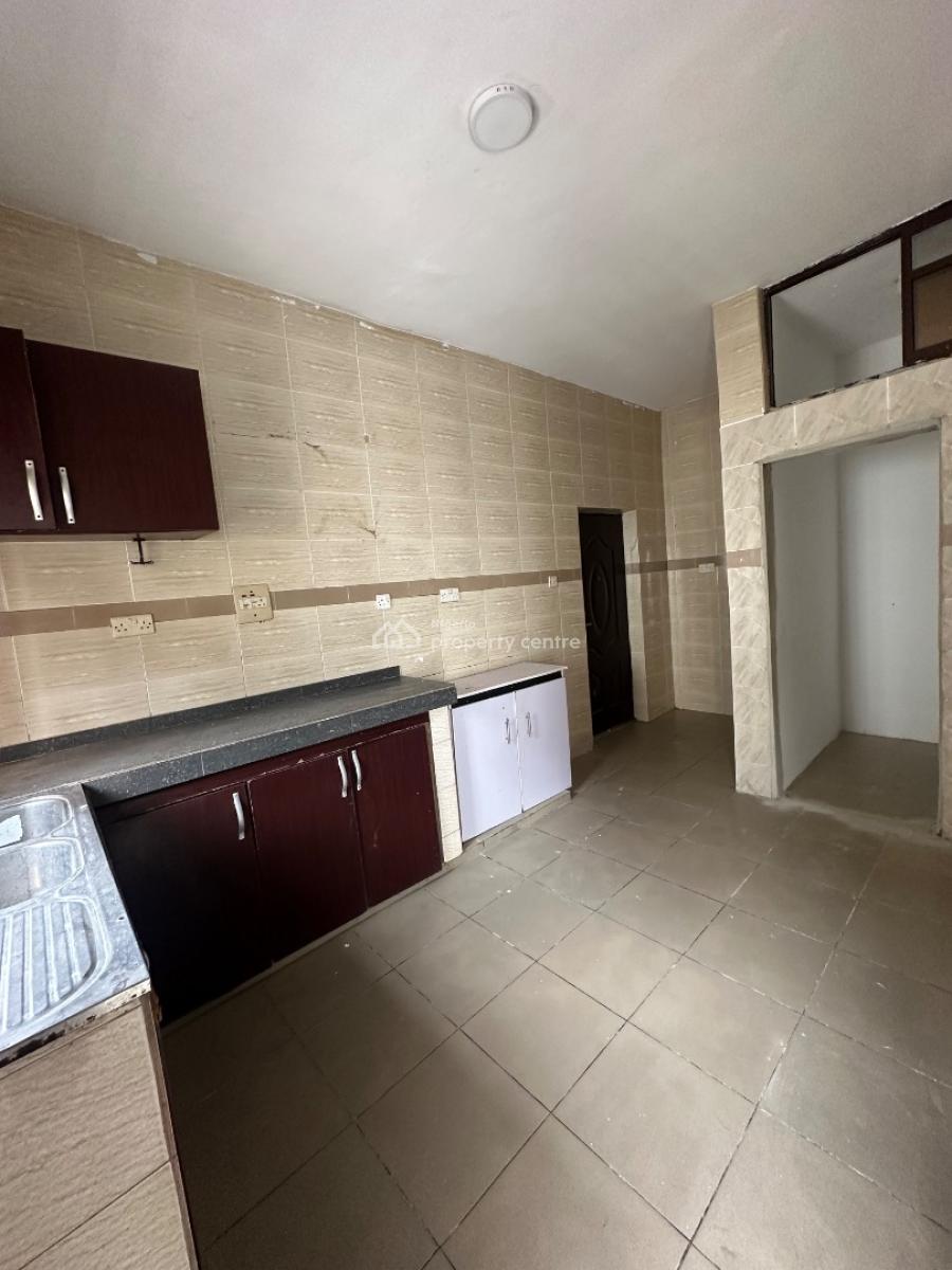 a Single Room in a Shared Apartment 2 Persons Sharing The Kitchen, Canal West Estate, Osapa, Lekki, Lagos, Self Contain (single Rooms) for Rent