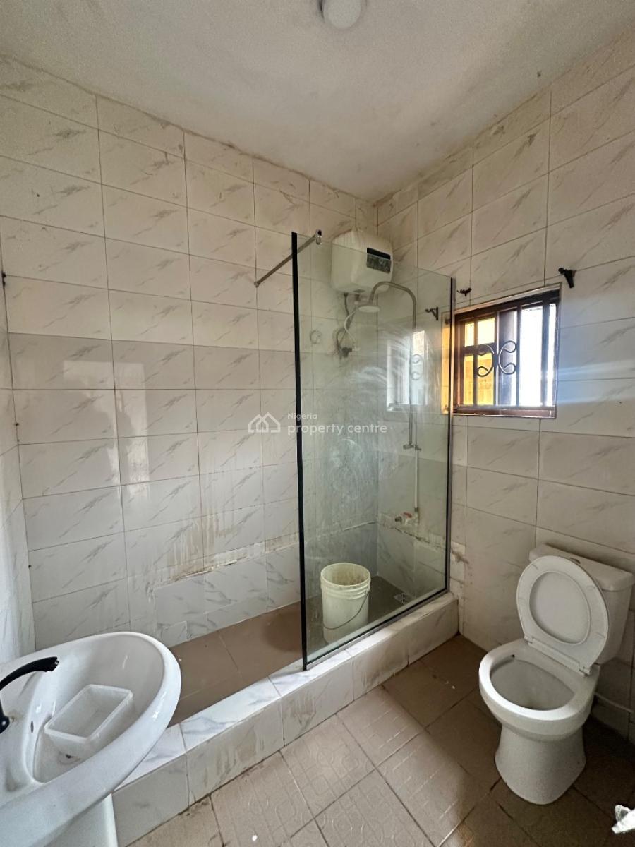 a Single Room in a Shared Apartment 2 Persons Sharing The Kitchen, Canal West Estate, Osapa, Lekki, Lagos, Self Contain (single Rooms) for Rent
