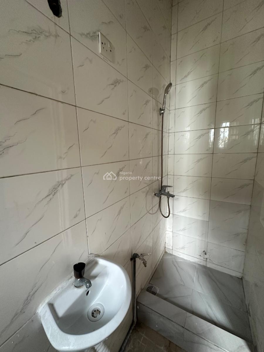 a Single Room in a Shared Apartment 2 Persons Sharing The Kitchen, Canal West Estate, Osapa, Lekki, Lagos, Self Contain (single Rooms) for Rent
