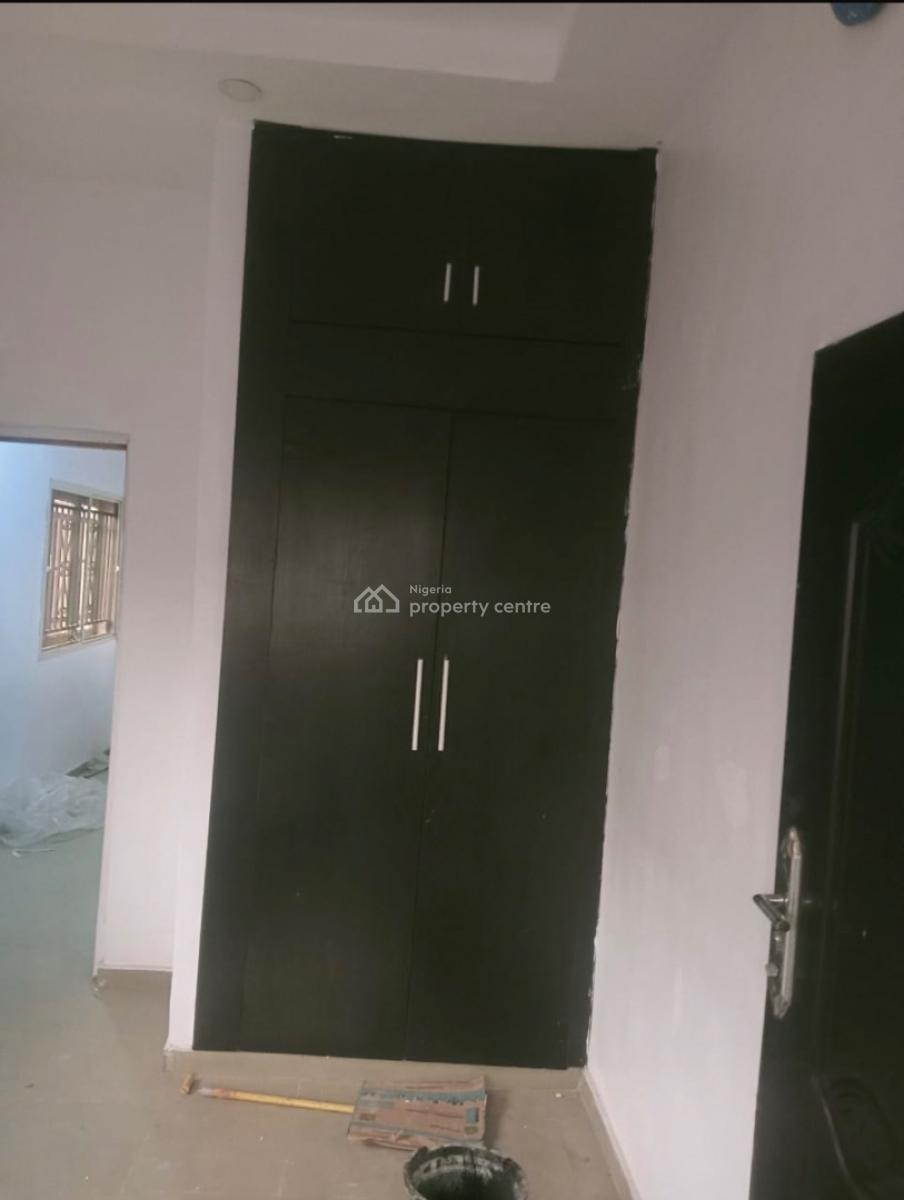 Mini Flat with 2 Toilets Downstairs, Unilag Estate, Gra Phase 1, Magodo, Lagos, Mini Flat (room and Parlour) for Rent