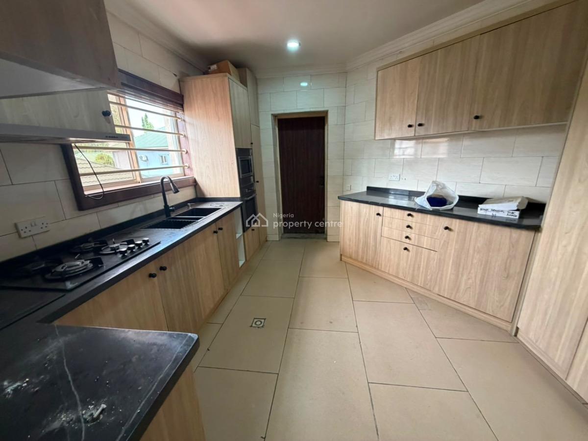 Furnished 2-bedroom Apartment with Swimming Pool & Backup Generator, Jabi, Abuja, Flat / Apartment for Rent
