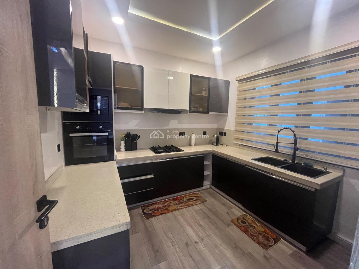 Luxury Fully Furnished 2 Bedroom Apartment, Off Gbangbala Street, Ikate Elegushi, Lekki, Lagos, Flat / Apartment for Rent