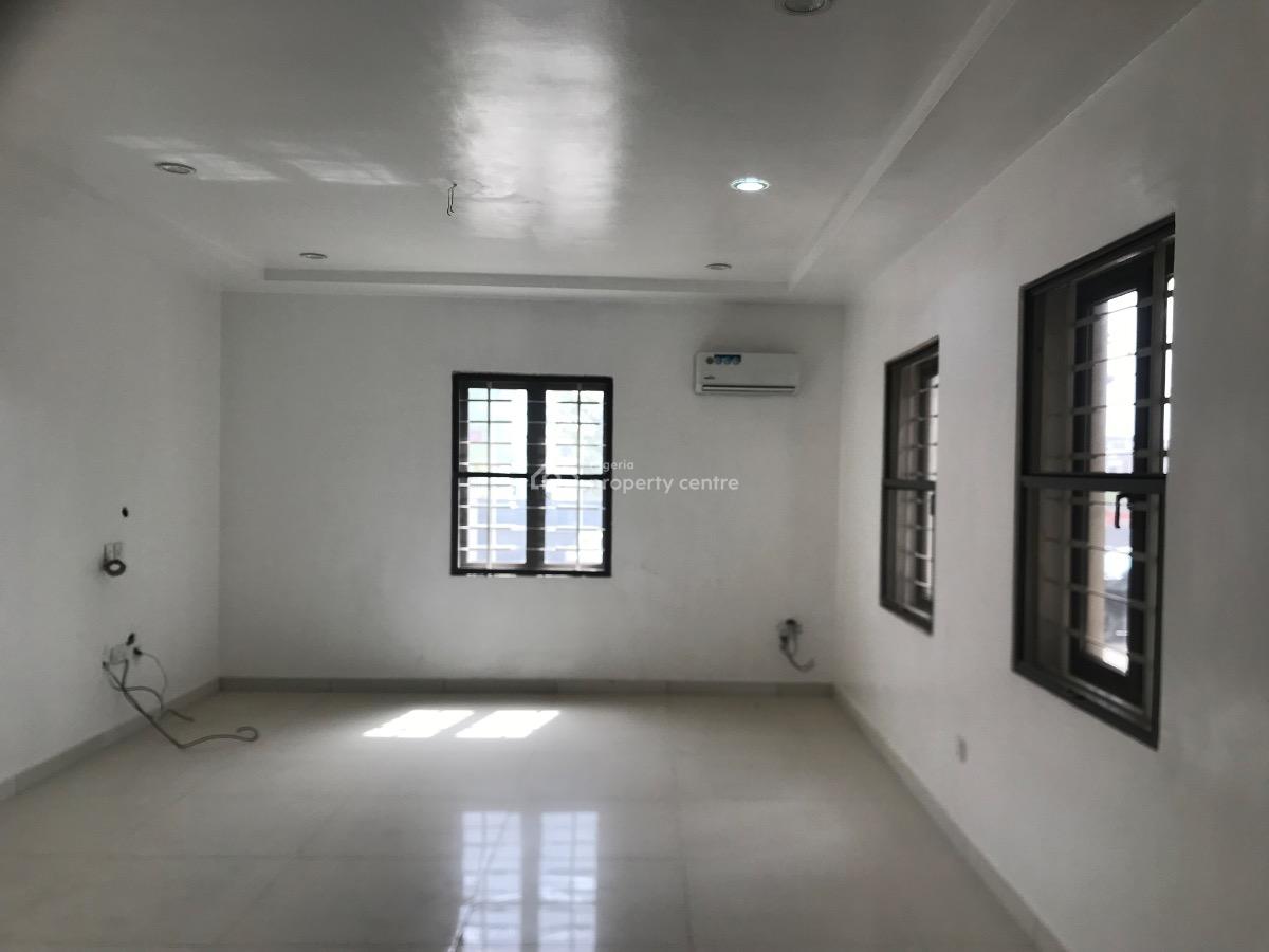 Luxury Serviced 4 Bedrooms Terrace Duplex with Bq, Jahi, Abuja, Terraced Duplex for Rent