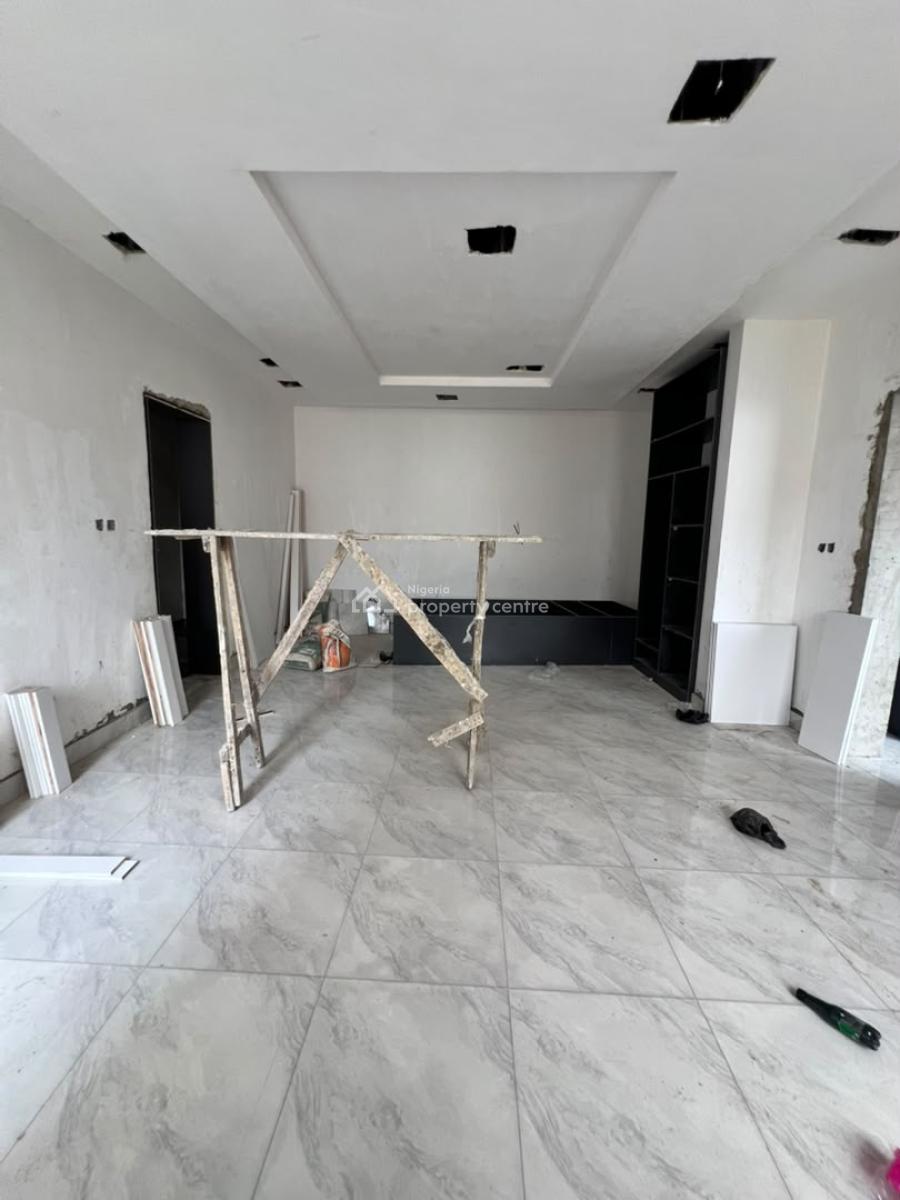 Spacious 2 Bedroom Apartment with Pool, Gym, Elevator & Balcony, Victoria Island (vi), Lagos, Flat / Apartment for Sale