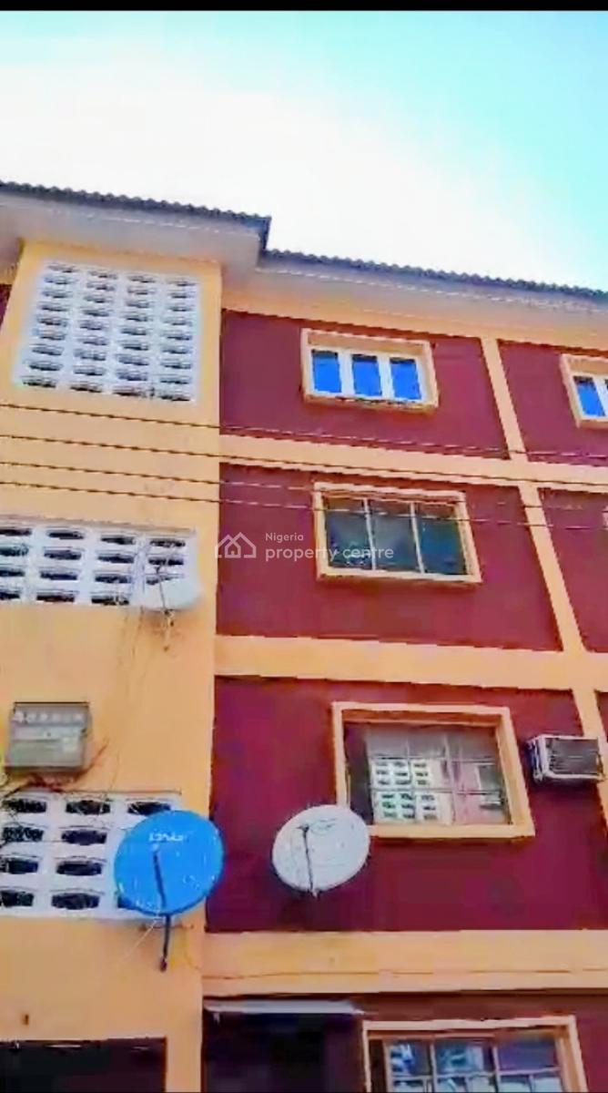 2 Bedroom Flat, Jakande Housing Estate, Isolo, Lagos, Flat / Apartment for Sale