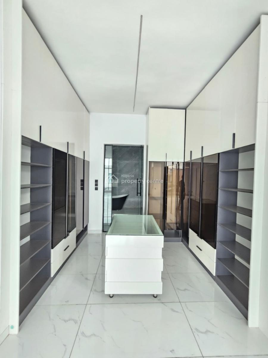 Luxurious 4-bedrooms Semi-detached Detached Duplex with Bq, Ikota, Lekki, Lagos, Semi-detached Duplex for Sale