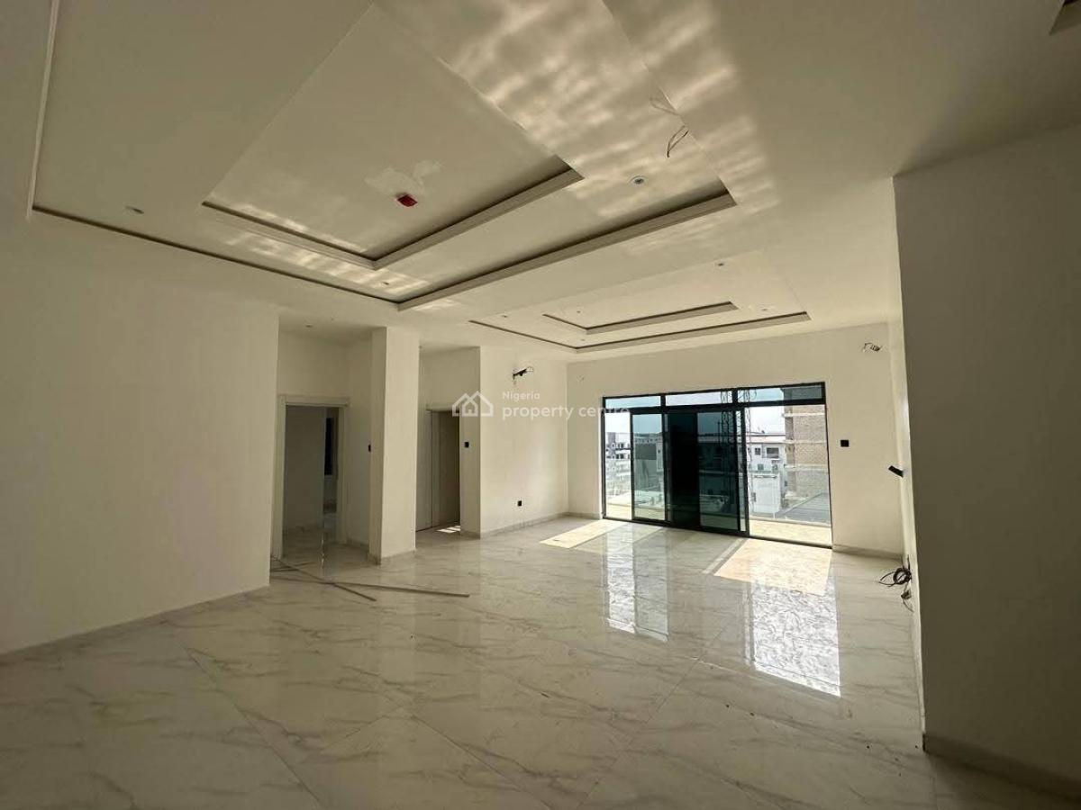 Serviced 3 Bedroom+bq with Pool & Elevator, Off Admiralty Way, Lekki Phase 1, Lekki, Lagos, Flat / Apartment for Sale
