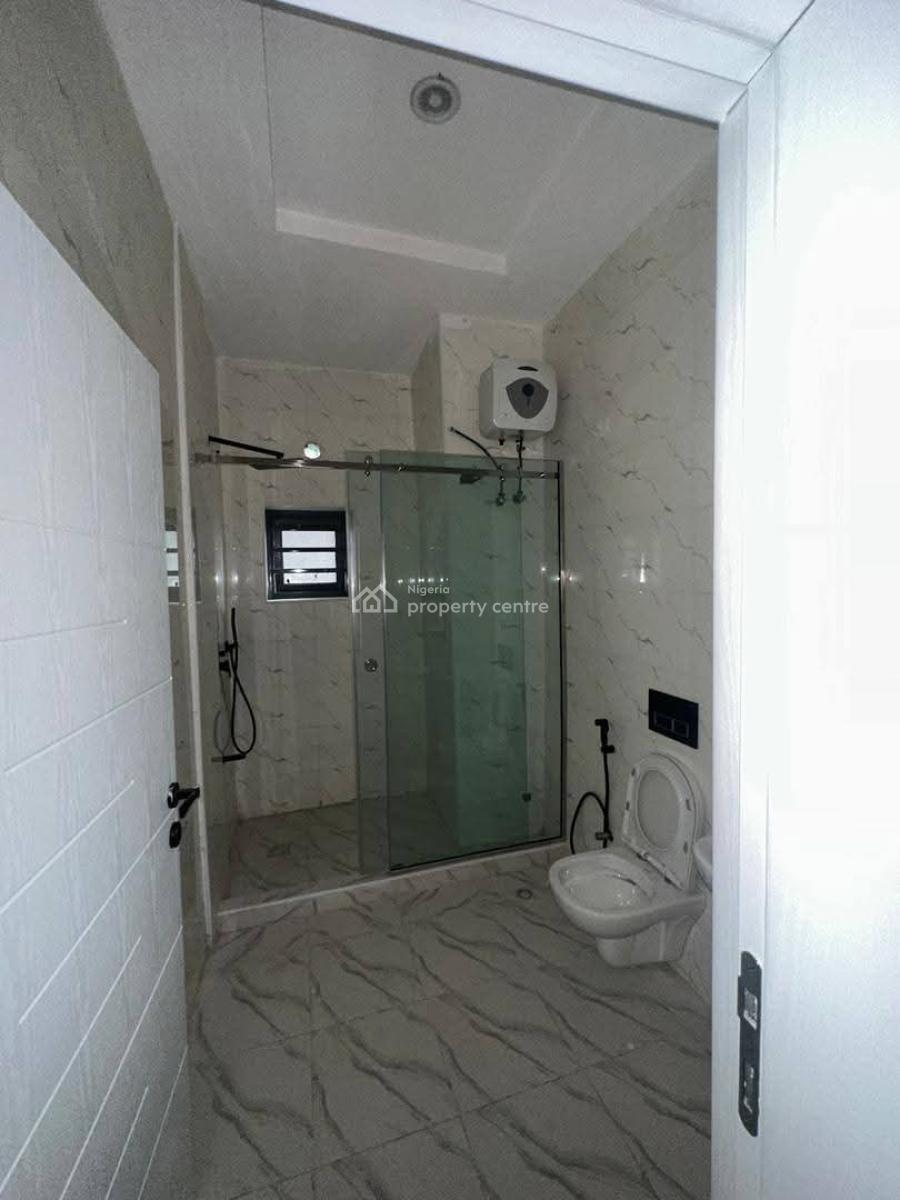 Serviced 3 Bedroom+bq with Pool & Elevator, Off Admiralty Way, Lekki Phase 1, Lekki, Lagos, Flat / Apartment for Sale