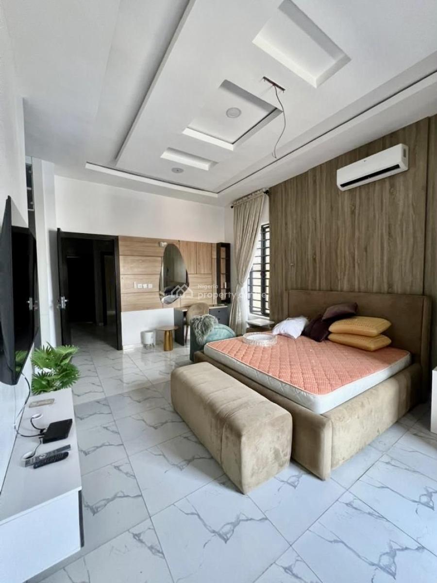 Private Compound; Fully Furnished with  Stable Power, Ikota, Lekki, Lagos, House for Rent