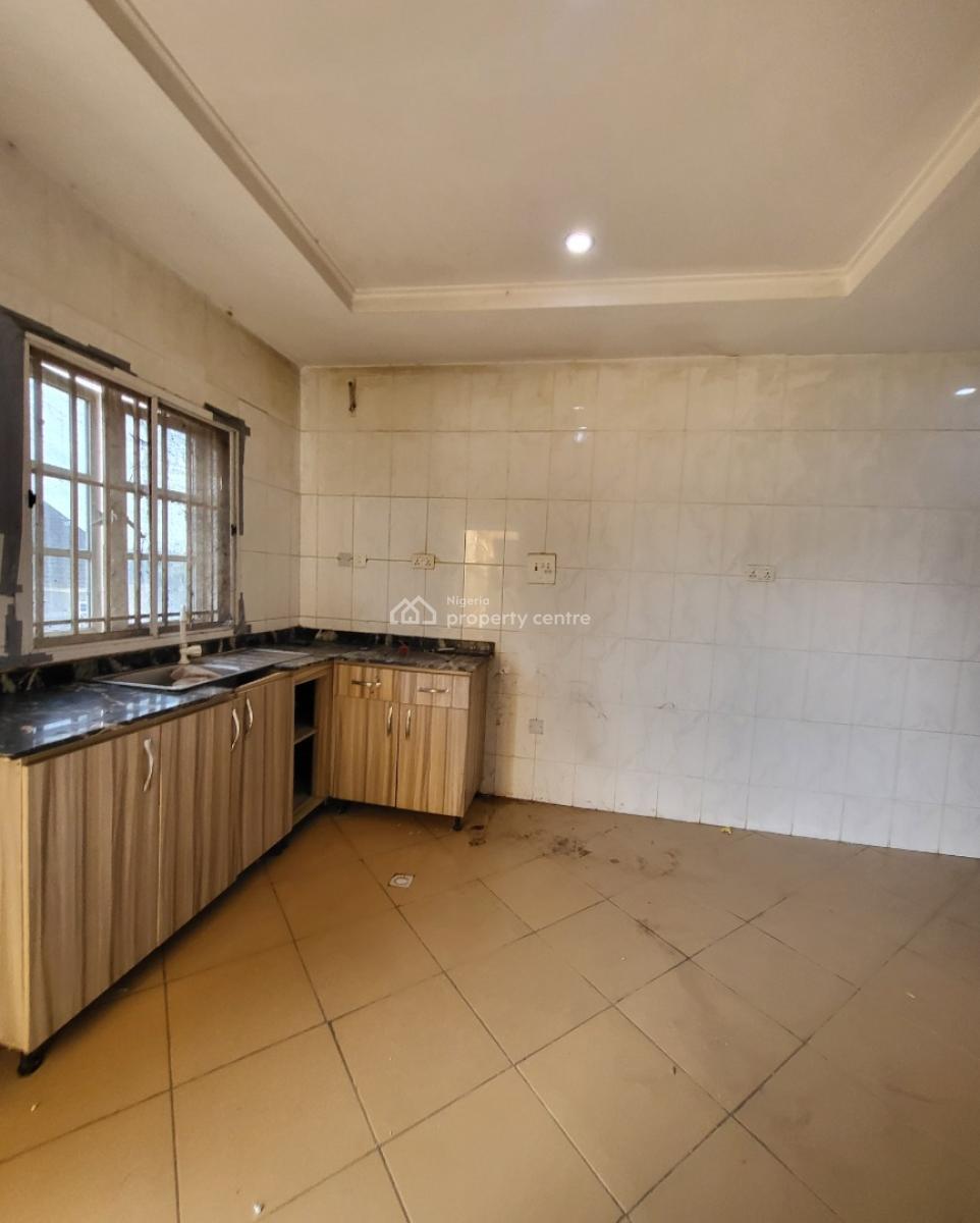 Luxurious Massive 2bedroom Flat, By American International School, Durumi, Abuja, Flat / Apartment for Rent