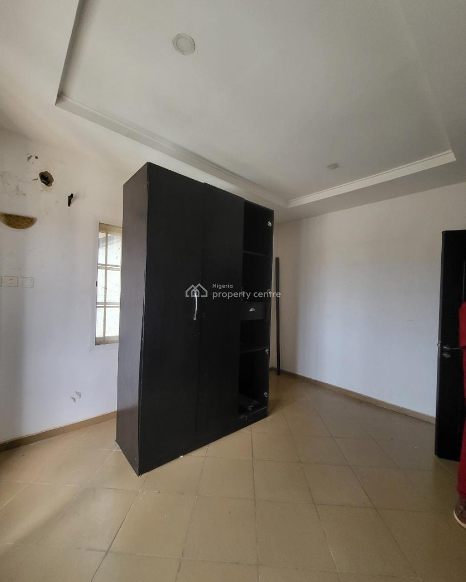 Luxurious Massive 2bedroom Flat, By American International School, Durumi, Abuja, Flat / Apartment for Rent