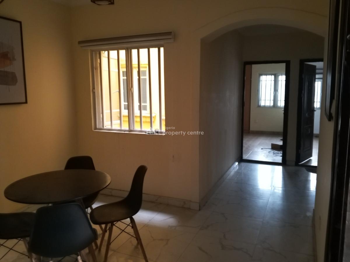 Beautiful 2 Bedroom Apartment Upstairs, Badore Ado Road, Ajah, Lagos, Flat / Apartment for Rent