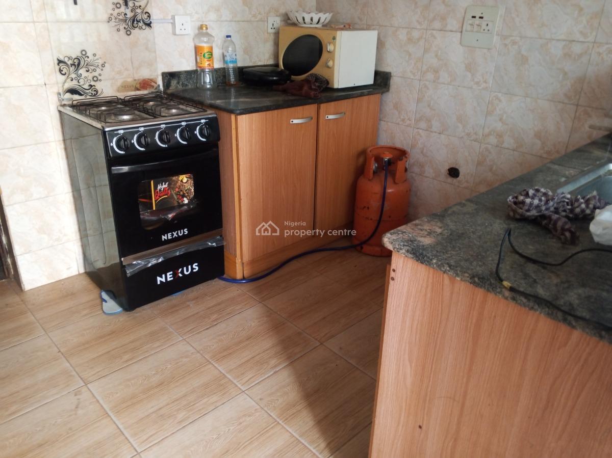 Beautiful 2 Bedroom Apartment Upstairs, Badore Ado Road, Ajah, Lagos, Flat / Apartment for Rent