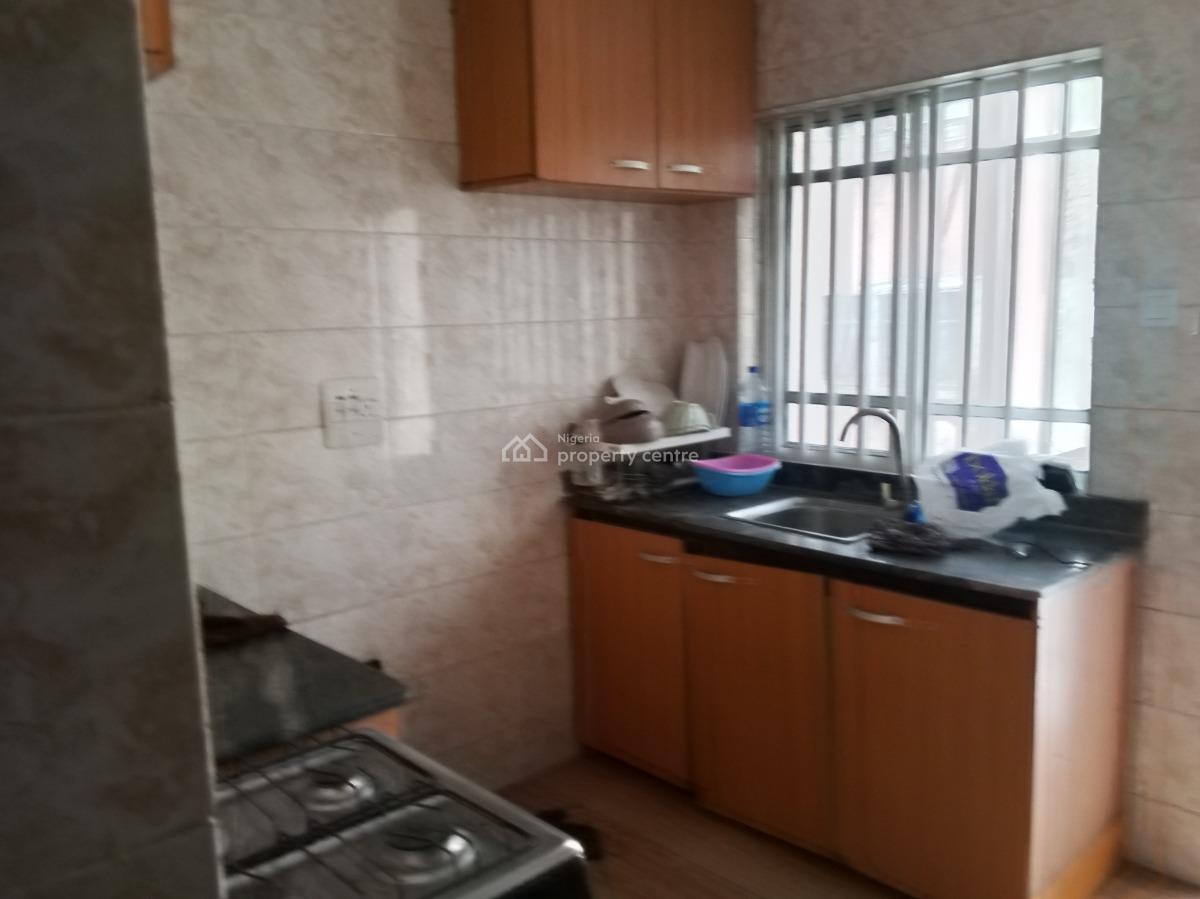 Beautiful 2 Bedroom Apartment Upstairs, Badore Ado Road, Ajah, Lagos, Flat / Apartment for Rent