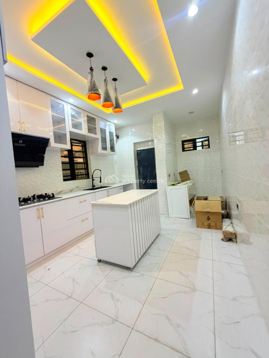 Signature 5-bedroom Detached Duplex + Bq with Private Leisure Features, Gra Phase 1, Magodo, Lagos, Detached Duplex for Sale