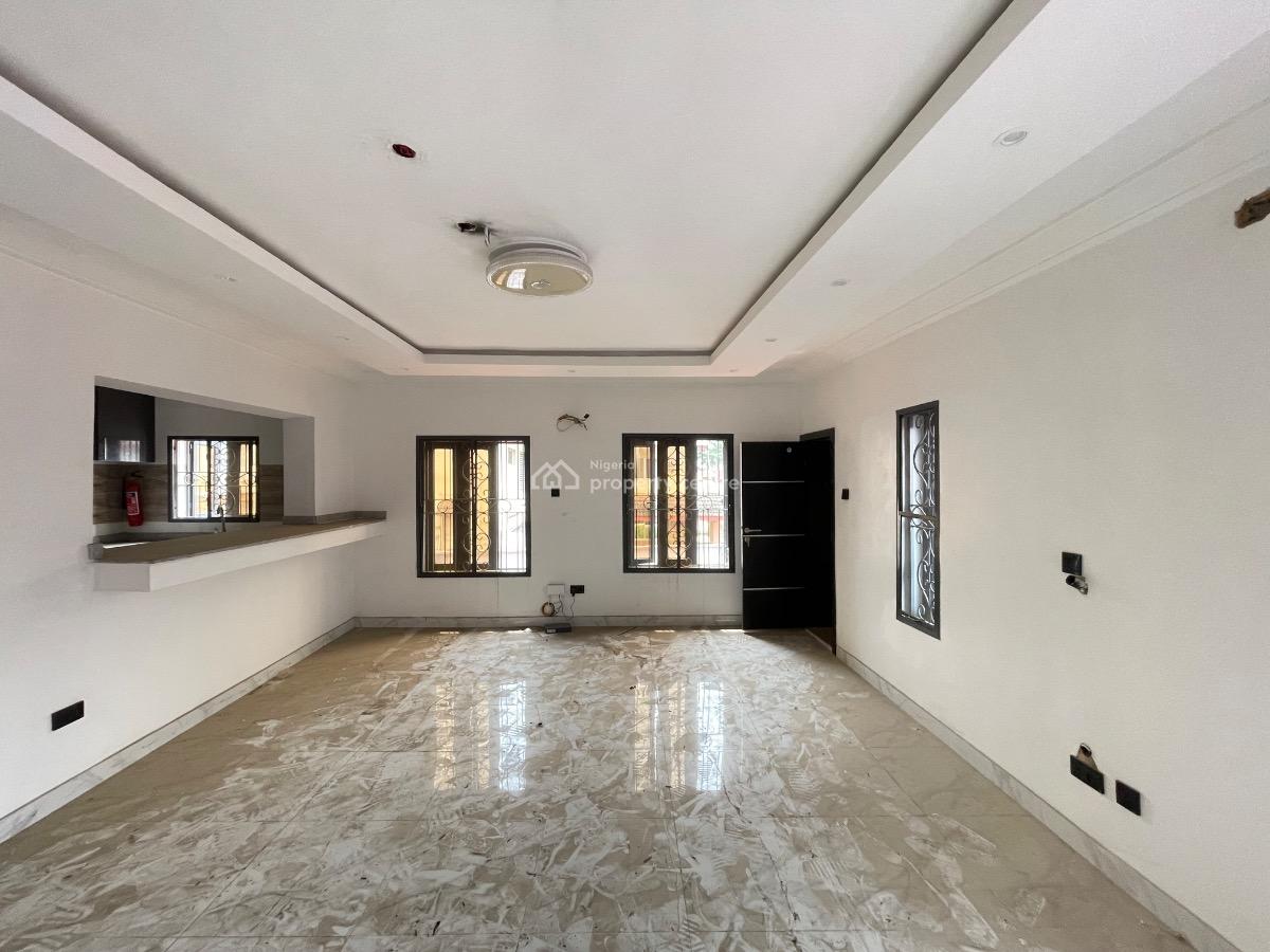 Newly Built 2 Bedroom Apartment, Anthony, Maryland, Lagos, Flat / Apartment for Sale