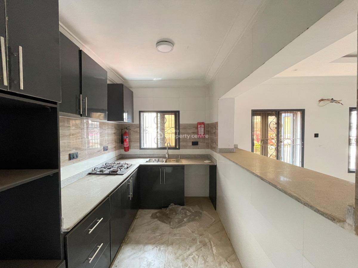 Newly Built 2 Bedroom Apartment, Anthony, Maryland, Lagos, Flat / Apartment for Sale