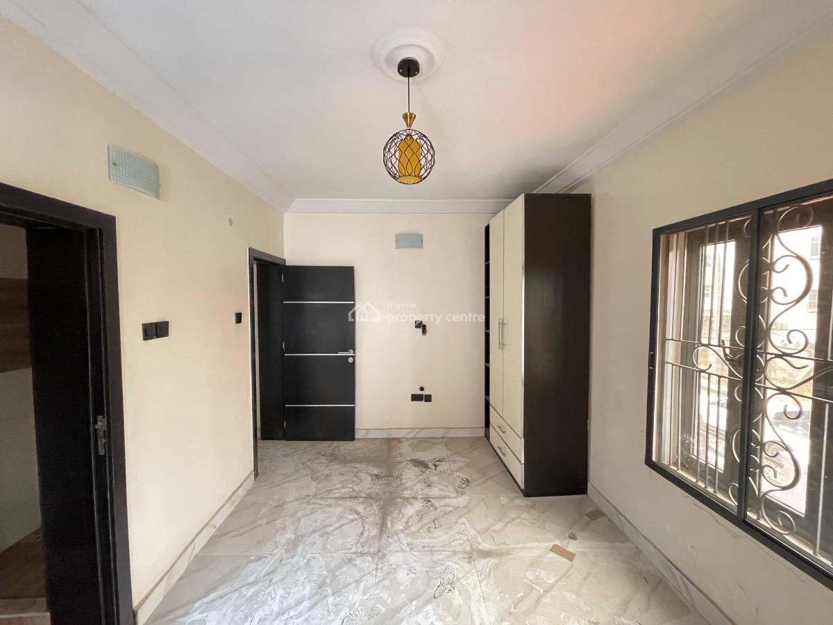 Newly Built 2 Bedroom Apartment, Anthony, Maryland, Lagos, Flat / Apartment for Sale