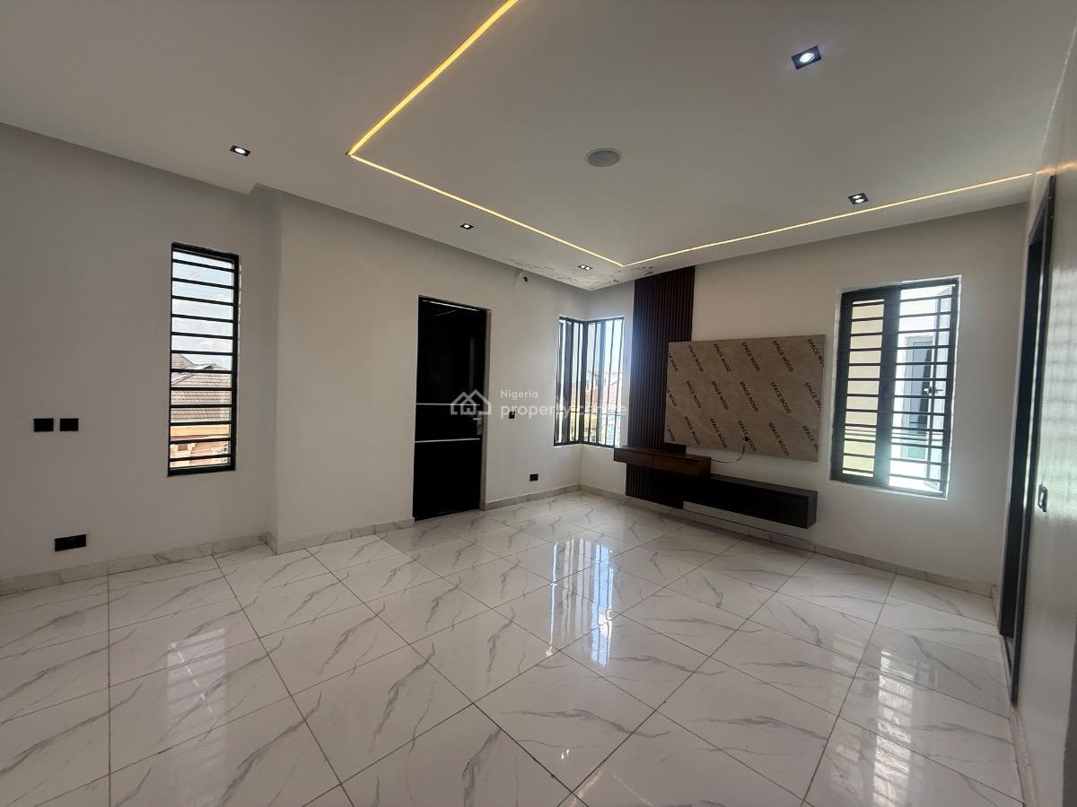 5 Bedroom Semi Detached Available, Ikota, Lekki, Lagos, Semi-detached Duplex for Sale