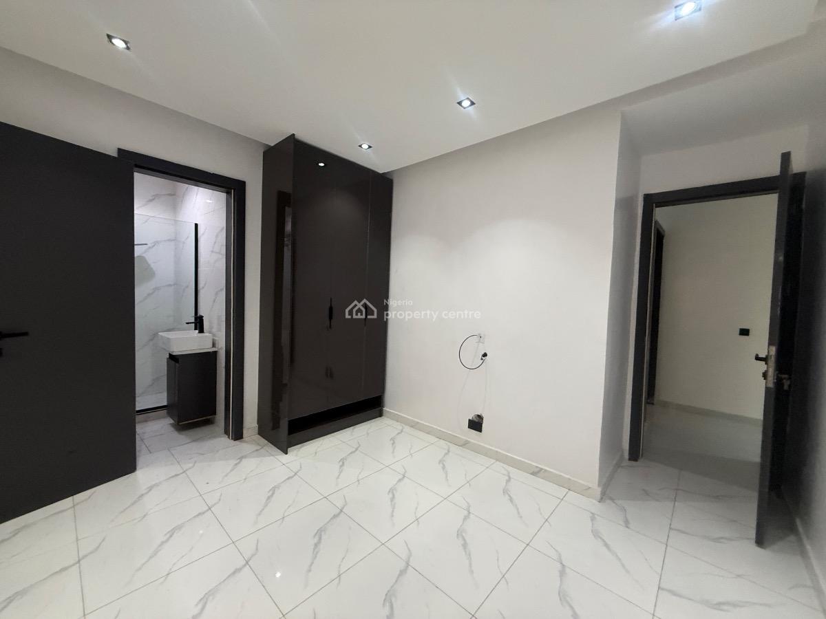 5 Bedroom Semi Detached Available, Ikota, Lekki, Lagos, Semi-detached Duplex for Sale