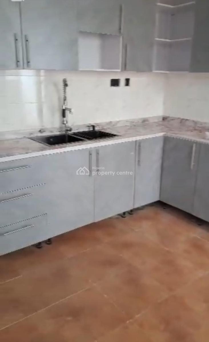 4bedroom Detached Duplex Self Compound in Serene Ogudu Gra Ph1, Ogudu Gra Phase 1, Gra, Ogudu, Lagos, Detached Duplex for Sale