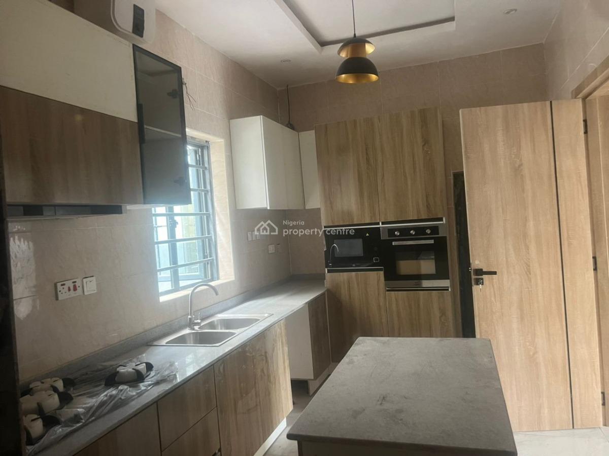Self Compound 4 Bedroom Semi-detached Duplex with Bq, Lekki Phase 1, Lekki, Lagos, Semi-detached Duplex for Sale