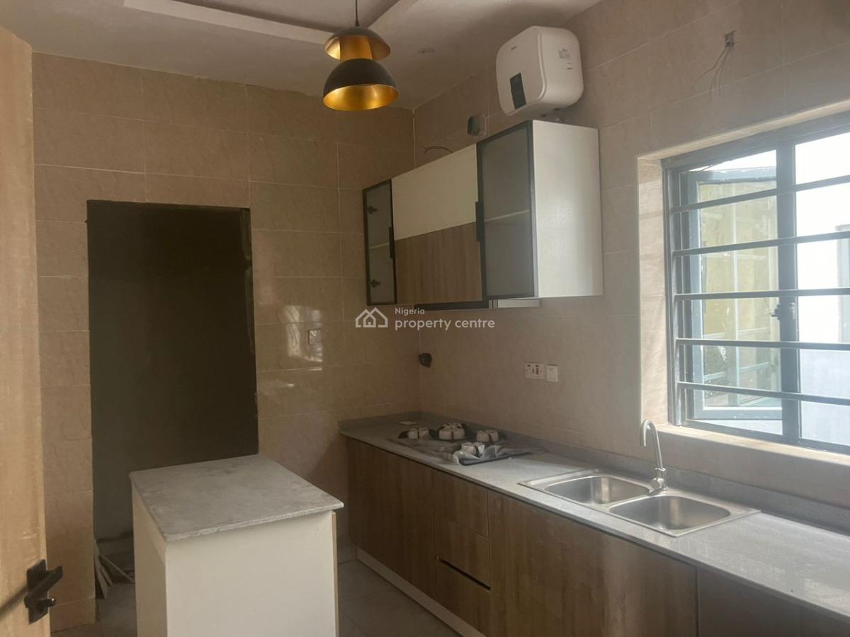Self Compound 4 Bedroom Semi-detached Duplex with Bq, Lekki Phase 1, Lekki, Lagos, Semi-detached Duplex for Sale