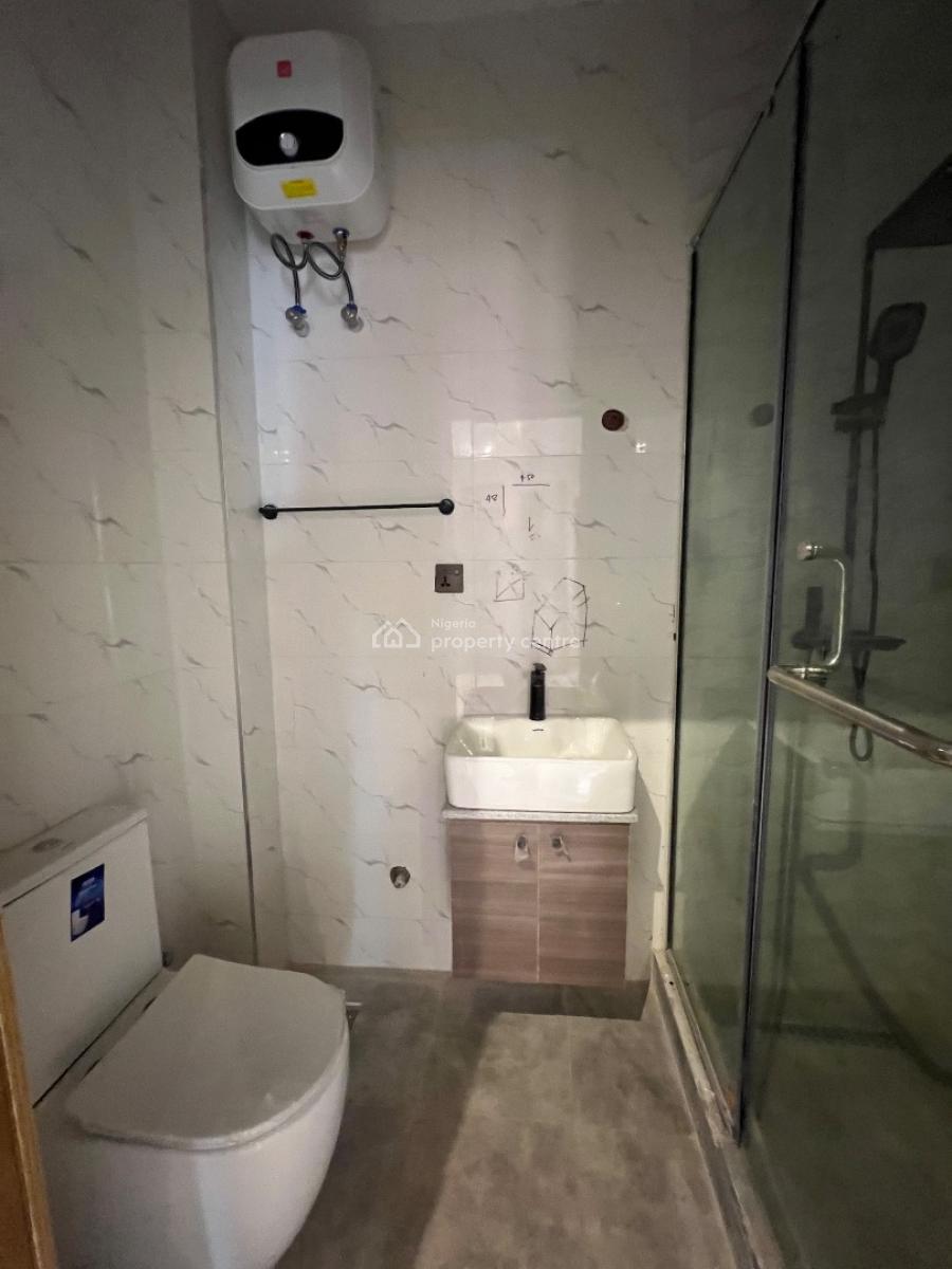 1 Bedroom Mini Flat, Ilasan, Lekki, Lagos, Mini Flat (room and Parlour) for Rent