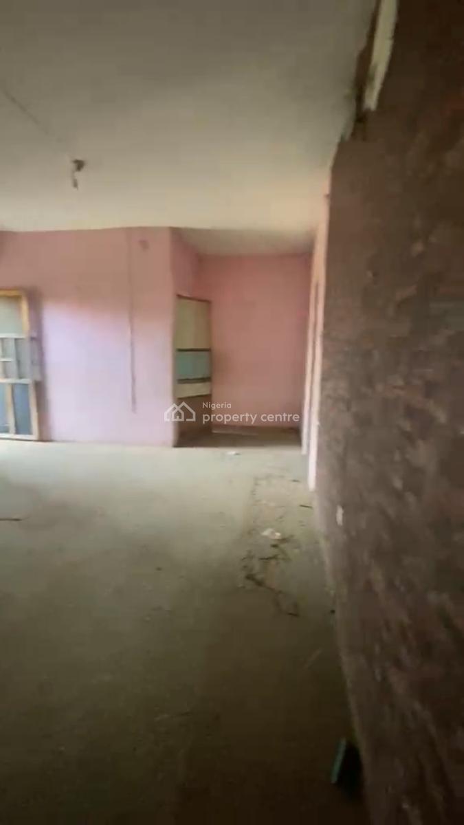 Spacious 3 Bedroom Apartment (ground Floor)), Off Ogba Road, Agege, Lagos, Flat / Apartment for Rent