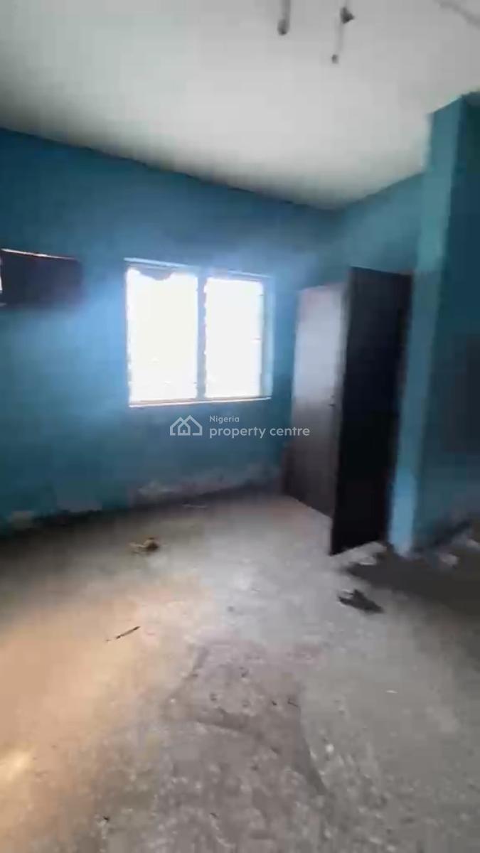 Spacious 3 Bedroom Apartment (ground Floor)), Off Ogba Road, Agege, Lagos, Flat / Apartment for Rent