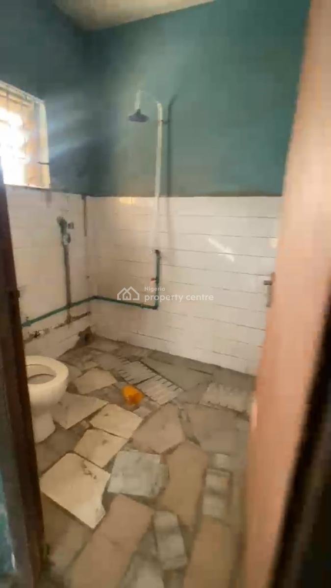 Spacious 3 Bedroom Apartment (ground Floor)), Off Ogba Road, Agege, Lagos, Flat / Apartment for Rent