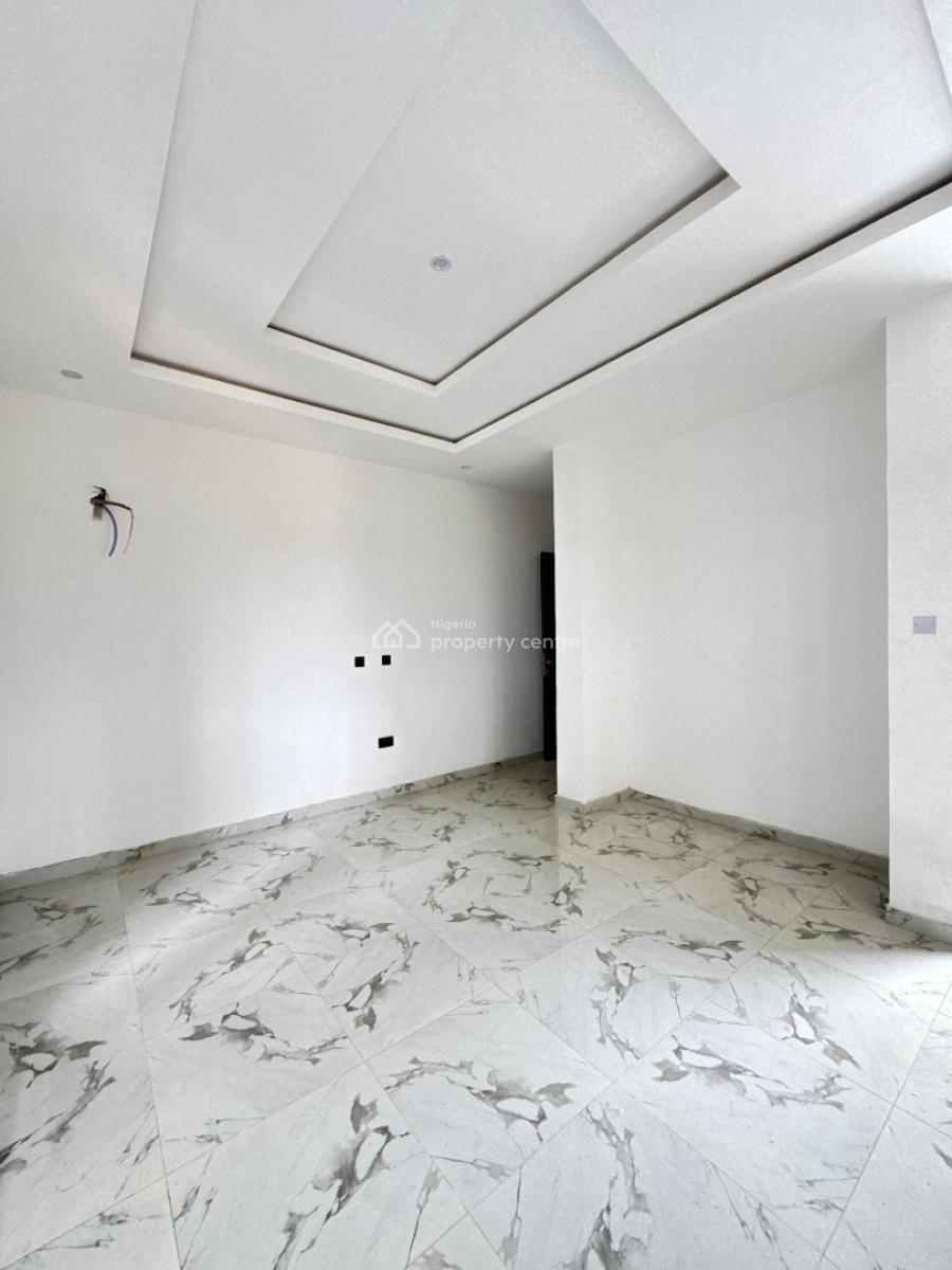 Beautiful Well Built 2 Bedroom Apartment in a Well Secured Environment, Surulere, Lagos, Flat / Apartment for Sale