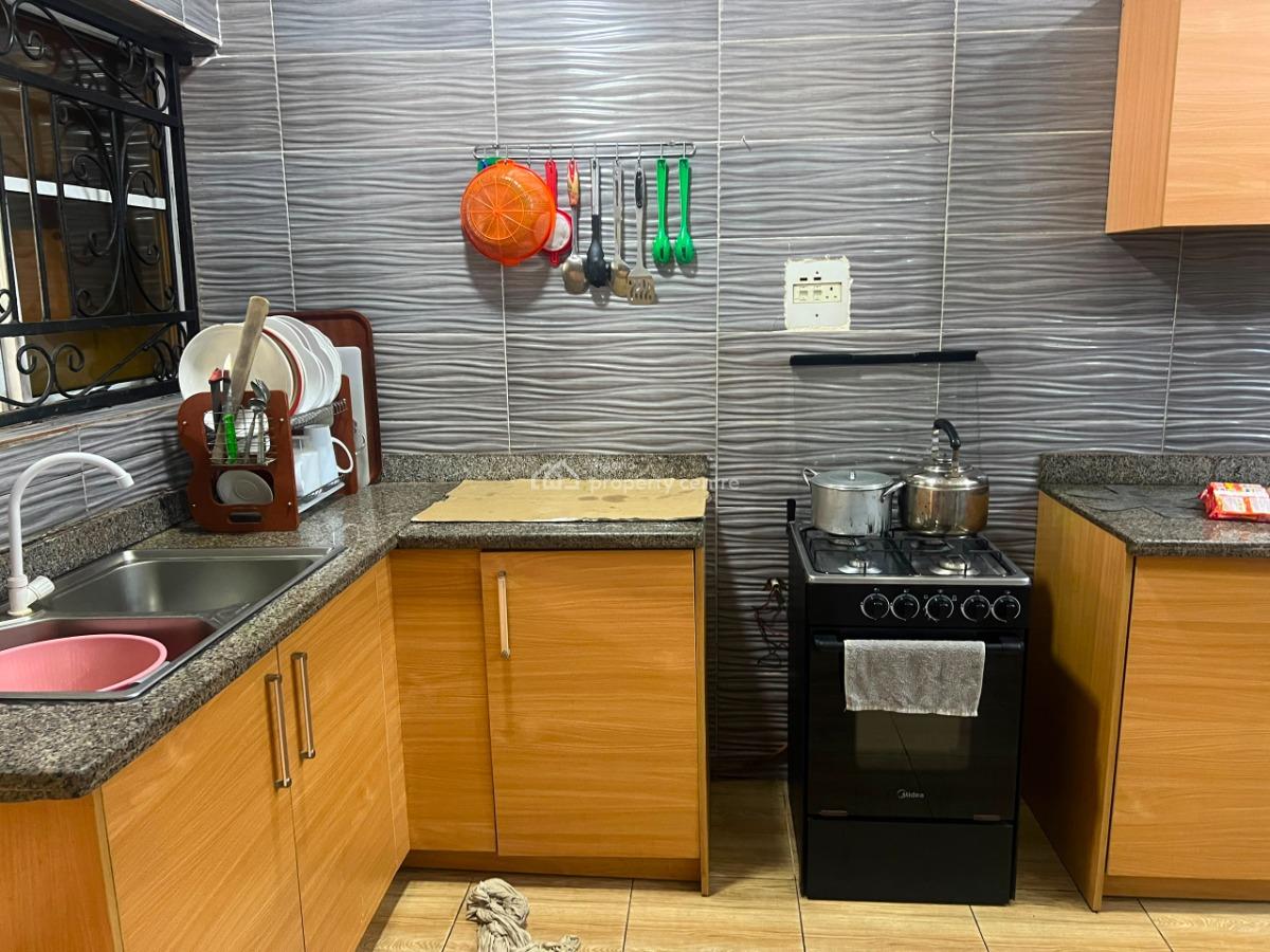 Rooms with Shared Furnished Parlour and Equipped Kitchen, Silverland Estate, Sangotedo, Ajah, Lagos, Flat / Apartment for Rent