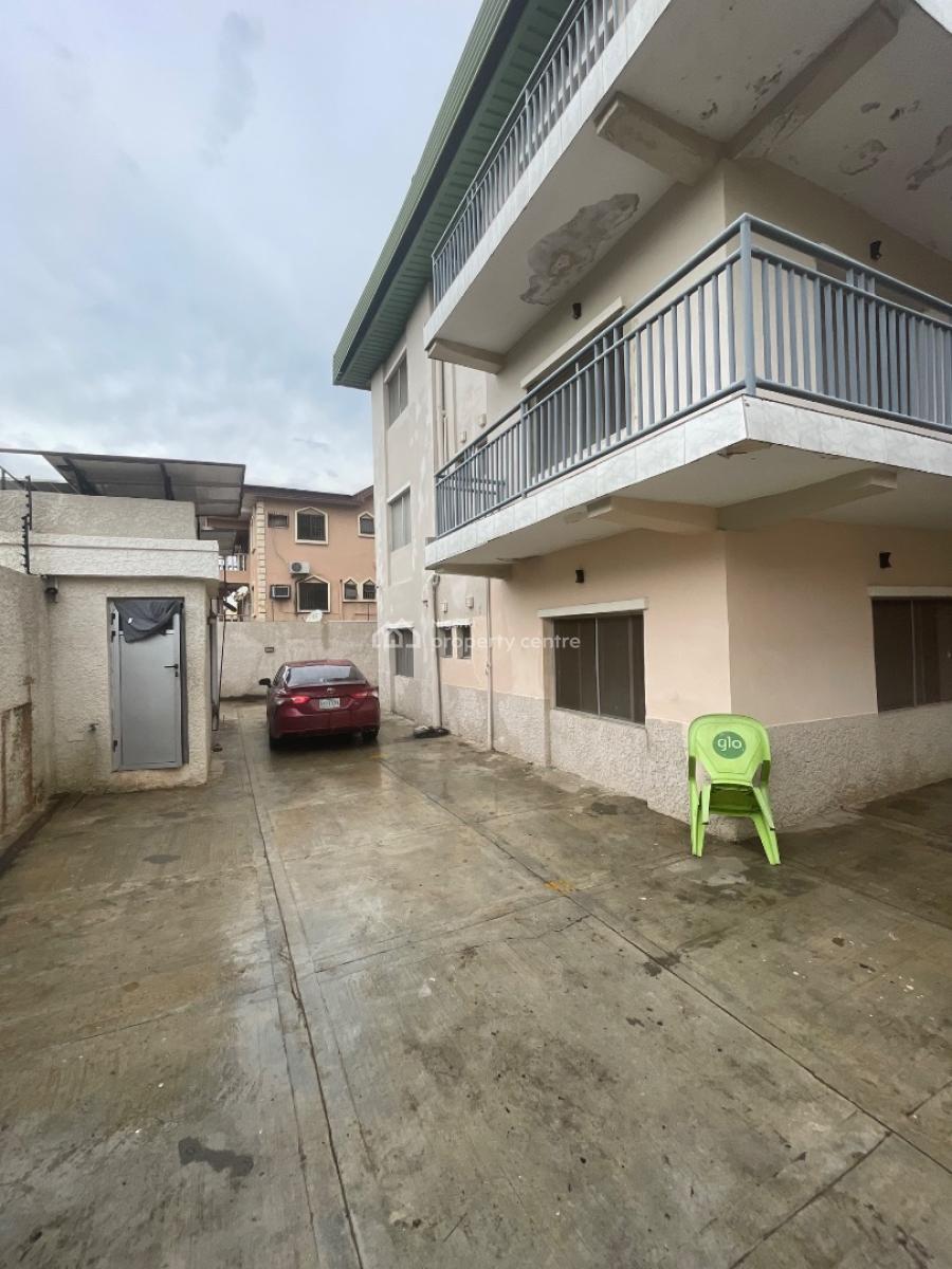 3 Bedroom Apartment, in an Estate, Gbagada, Lagos, Flat / Apartment for Rent