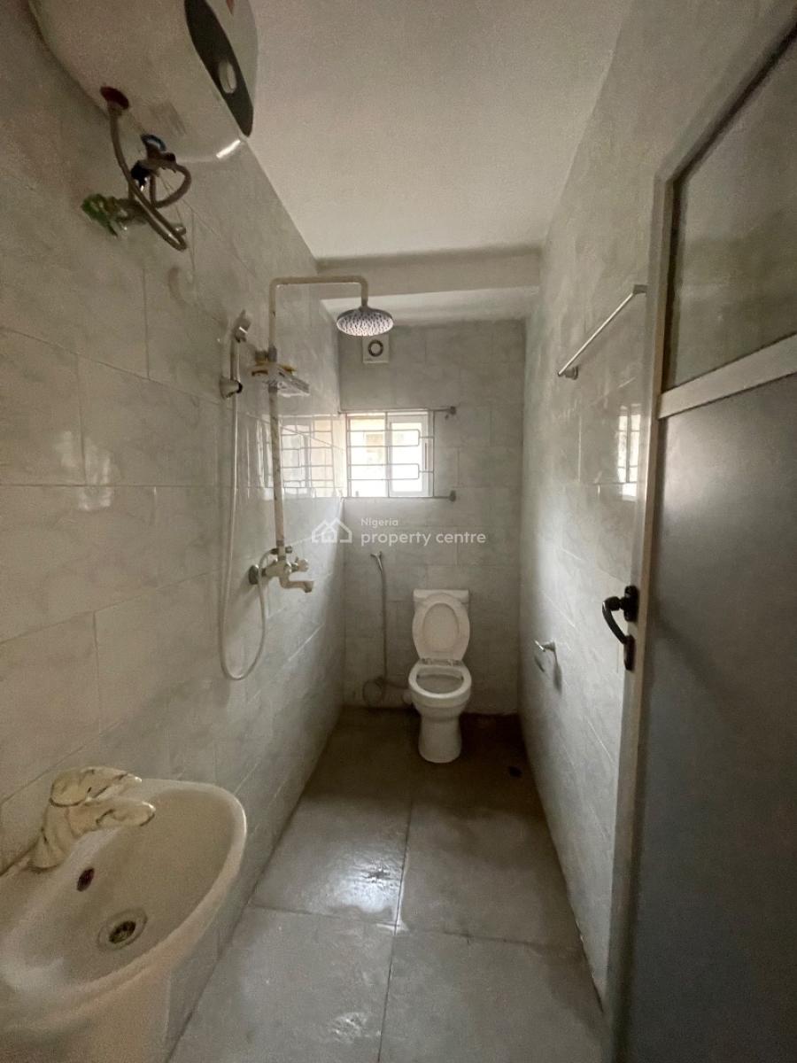 3 Bedroom Apartment, in an Estate, Gbagada, Lagos, Flat / Apartment for Rent