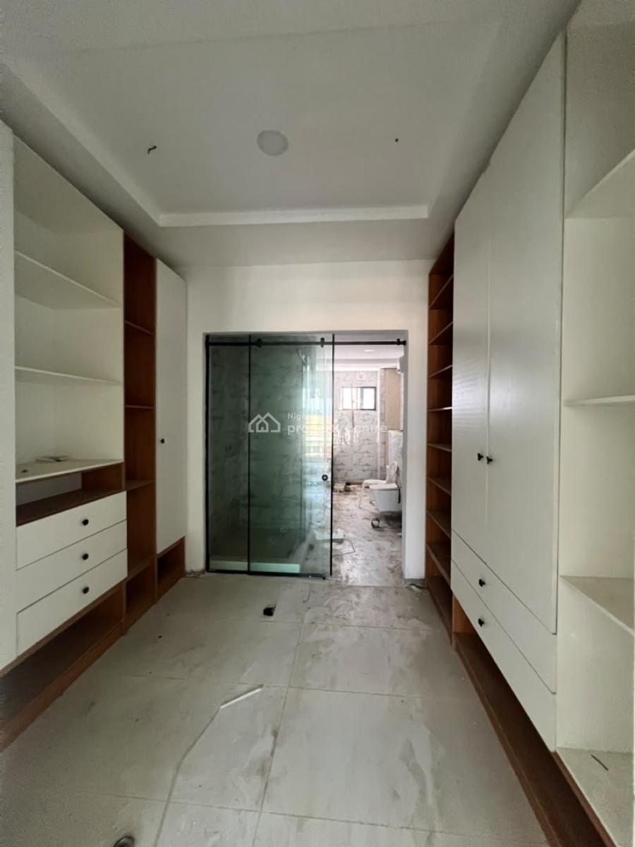 Self Compound 4 Bedroom Terrace with Elevator & Bq in Coveted Location, Victoria Island (vi), Lagos, Terraced Duplex for Sale