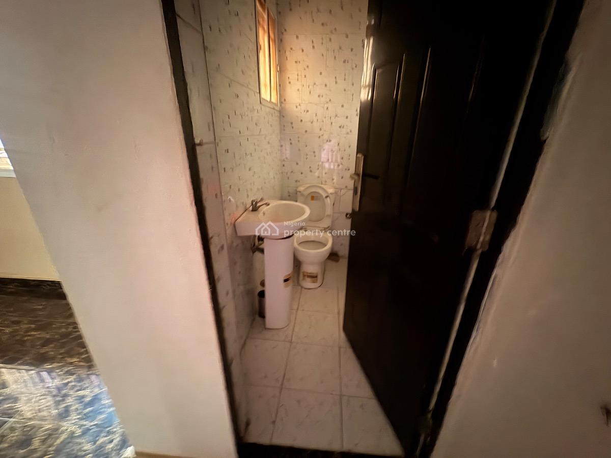 Neatly Renovated 1 Bedroom Flat with Dinning Area in a Neat Environmen, Katampe, Katampe (main), Katampe, Abuja, Mini Flat (room and Parlour) for Rent