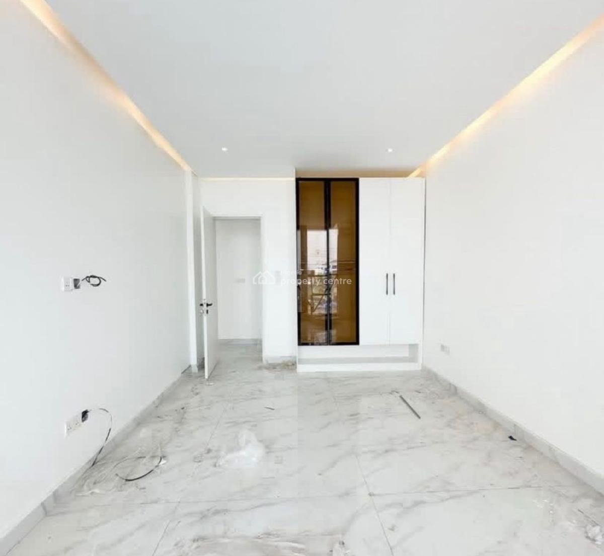 3 Bedroom Apartment, Lekki Phase 1, Lekki, Lagos, Flat / Apartment for Rent