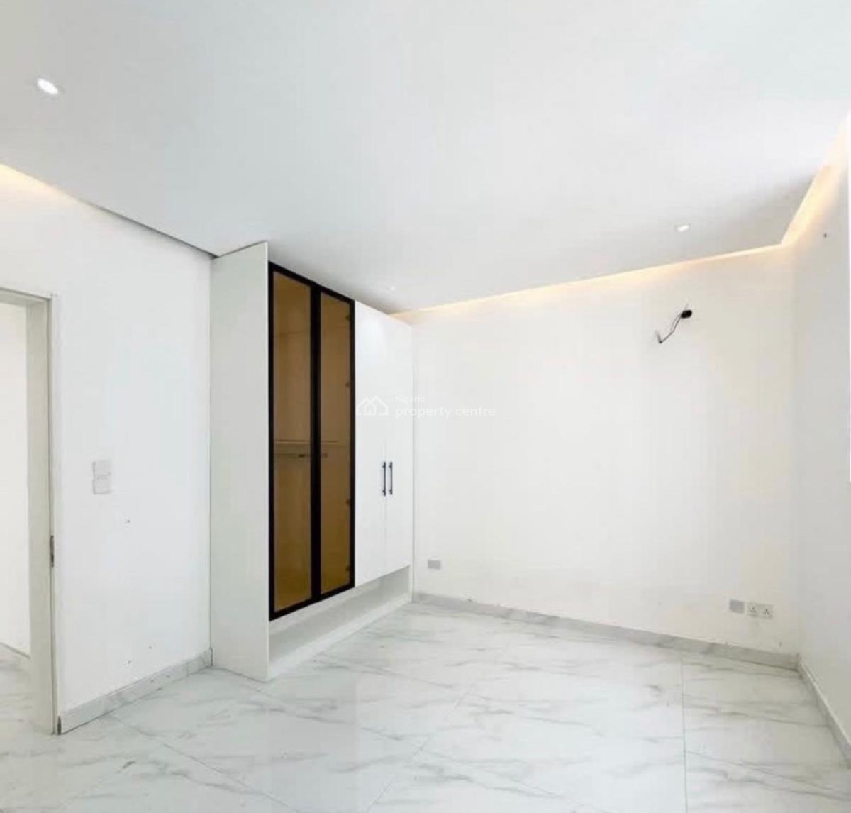 3 Bedroom Apartment, Lekki Phase 1, Lekki, Lagos, Flat / Apartment for Rent