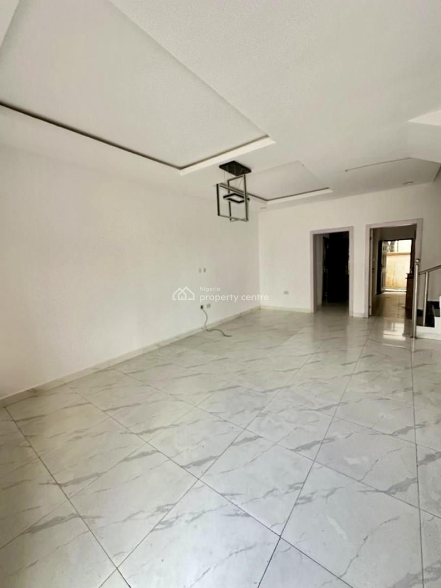 Self Compound Spacious and Sharp, Ikota, Lekki, Lagos, Terraced Duplex for Rent