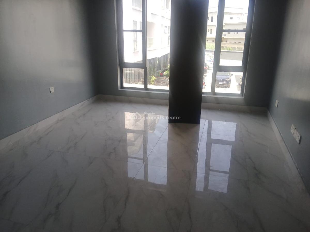 Four Bedroom Terraced Apartment with Bq, Lekki Phase 1, Lekki, Lagos, Flat / Apartment for Rent