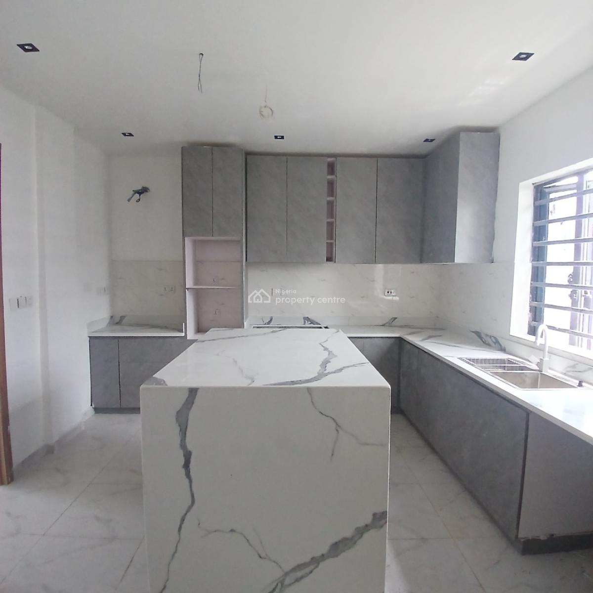 Luxury 4 Bedroom Terrace Duplex with Bq, Lekki Phase 1, Lekki, Lagos, Terraced Duplex for Sale