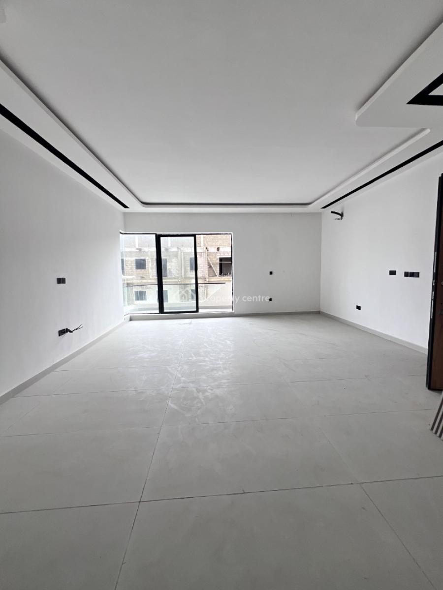 2 Bedroom Apartment with Pool, Lekki Phase 1, Lekki, Lagos, Flat / Apartment for Rent